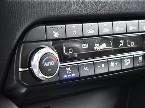 New 2025 MAZDA CX-5 Signature image 19