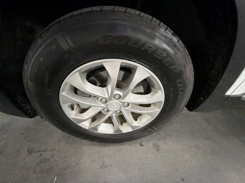 Used 2020 Hyundai Santa Fe SEL FWD image 31