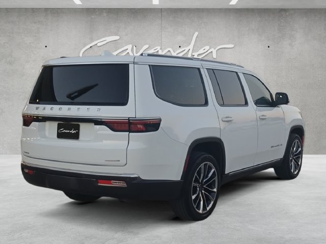 Used 2022 Jeep Wagoneer Series III w/ Premium Group I AWD/4WD image 17