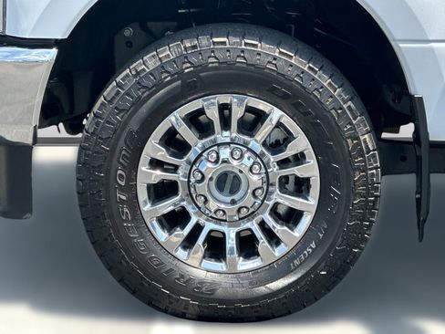 Used 2022 Ford F250 Lariat w/ Chrome Package AWD/4WD image 11