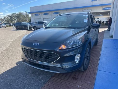 Used 2022 Ford Escape SEL w/ Technology Package image 7