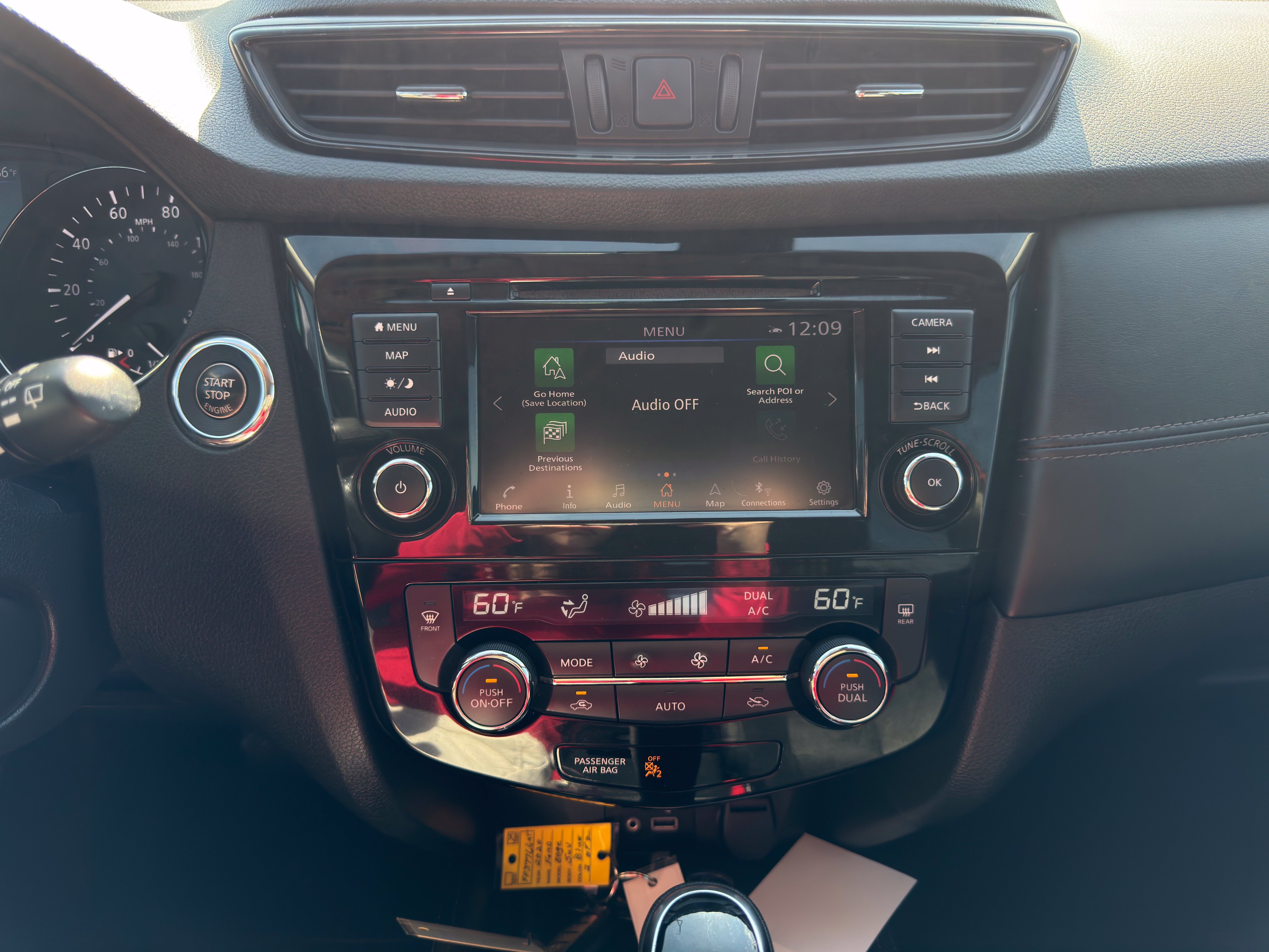 Used 2018 Nissan Rogue SL w/ Premium Package AWD/4WD image 11
