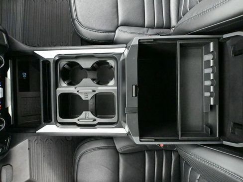 Used 2025 Ford F250 Platinum image 39