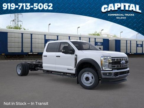 New 2026 Ford F550 4x4 Crew Cab image 7