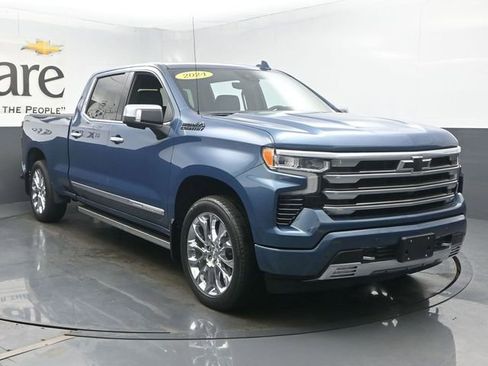Used 2024 Chevrolet Silverado 1500 High Country w/ High Country Premium Package AWD/4WD image 50