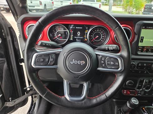 Used 2021 Jeep Wrangler Unlimited Rubicon AWD/4WD image 33