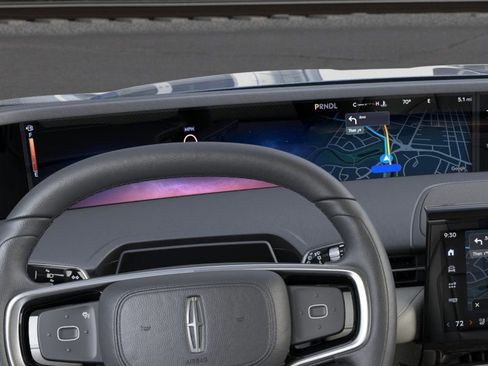 New 2026 Lincoln Nautilus Reserve AWD/4WD image 13
