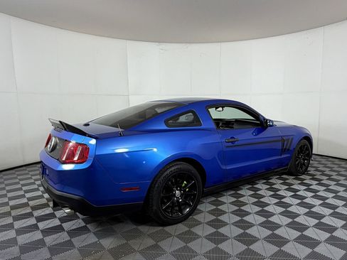 Used 2012 Ford Mustang Premium RWD image 4