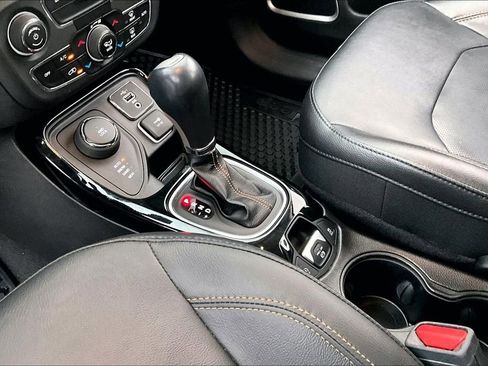 Used 2020 Jeep Compass Limited image 17