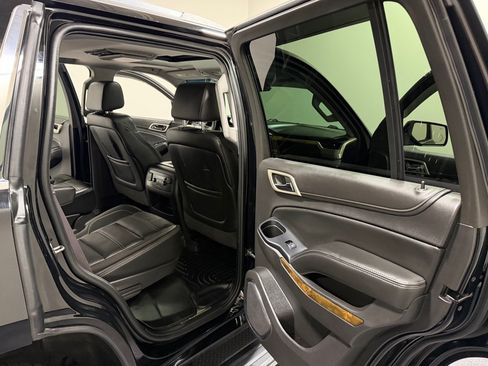 Used 2015 GMC Yukon Denali w/ Touring Package AWD/4WD image 14