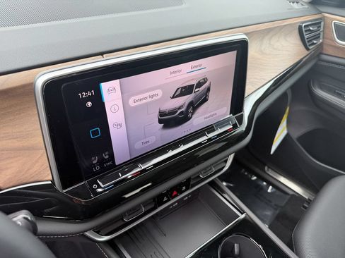 New 2026 Volkswagen Atlas SE AWD/4WD image 21