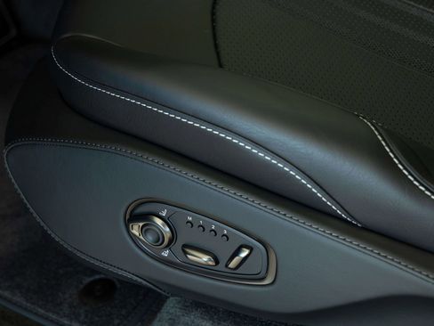 New 2026 Aston Martin DBX 707 image 19