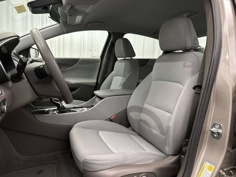 Used 2024 Chevrolet Malibu LT FWD image 14