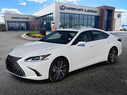 New 2025 Lexus ES 350 w/ Premium Package