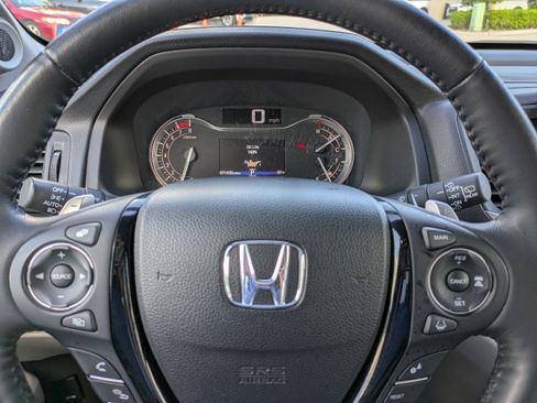 Used 2018 Honda Pilot Elite image 27
