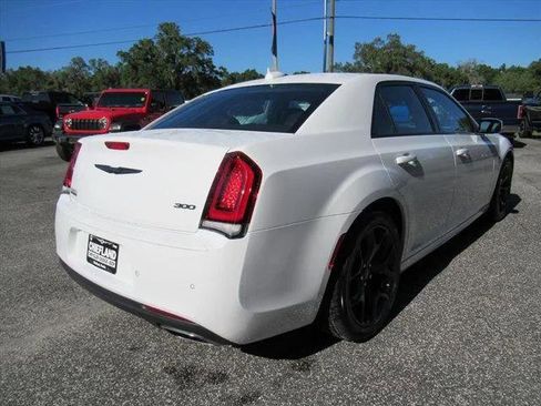 Certified 2023 Chrysler 300 Touring L w/ Popular Equipment Group RWD image 7