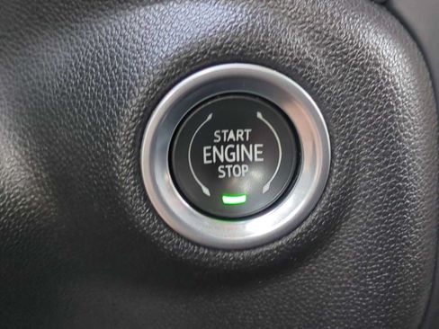 Used 2023 Chevrolet Silverado 1500 Custom RWD image 16