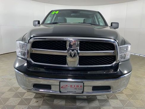 Used 2024 RAM 1500 Classic SLT AWD/4WD image 3