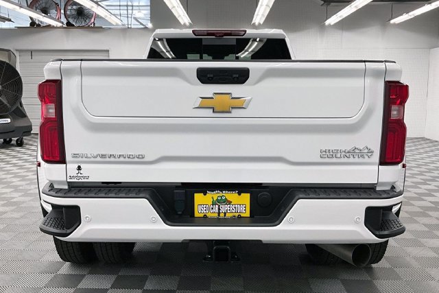 Used 2024 Chevrolet Silverado 3500 High Country w/ High Country Premium Package AWD/4WD image 5