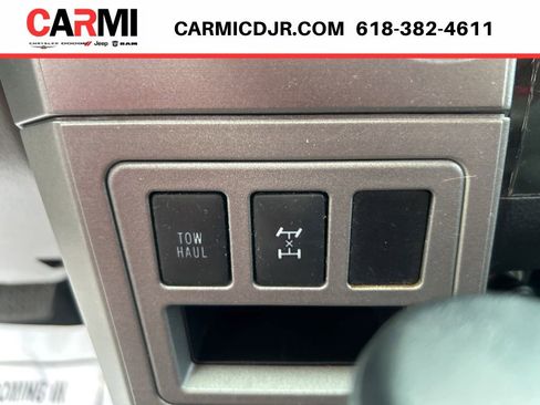 Used 2016 Toyota Sequoia SR5 AWD/4WD image 27