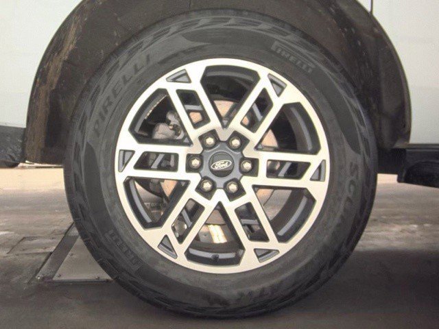 Used 2025 Ford Expedition Max Active AWD/4WD image 22