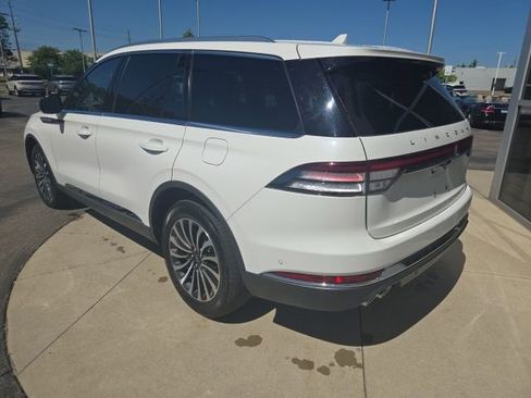 Certified 2023 Lincoln Aviator Reserve w/ Elements Package Plus AWD/4WD image 16