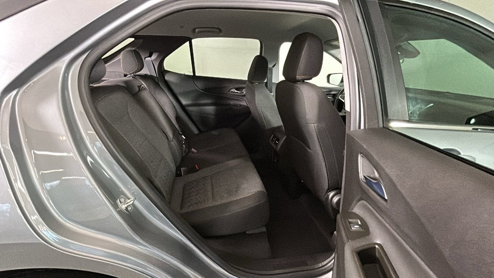 Used 2024 Chevrolet Equinox LT w/ LPO, Floor Liner Package AWD/4WD image 34