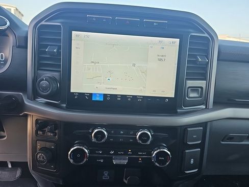 Used 2024 Ford F150 XLT w/ Tow/Haul Package image 21