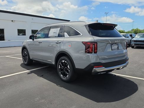 New 2026 Kia Sorento S FWD image 6