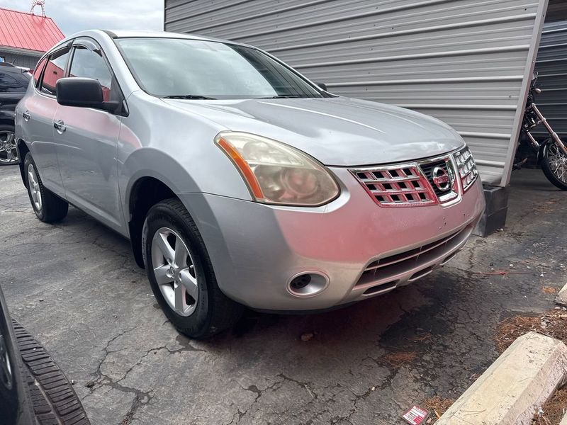 Used 2010 Nissan Rogue S w/ 360 Degree Value Pkg image 1
