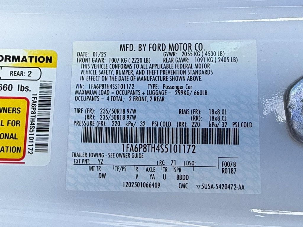 Certified 2025 Ford Mustang Coupe RWD image 30