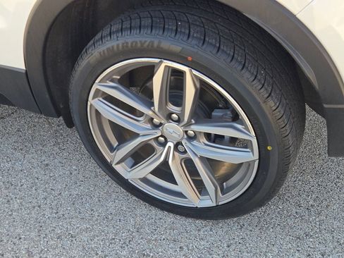 Used 2020 Cadillac XT4 Sport w/ Cold Weather Package image 17