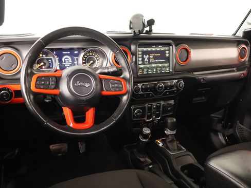 Used 2023 Jeep Gladiator Willys image 2