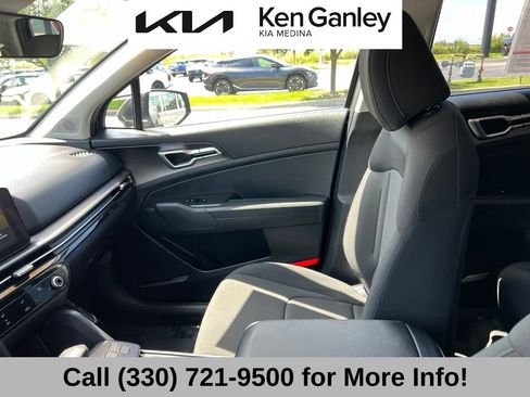 Certified 2026 Kia Sportage LX FWD image 39