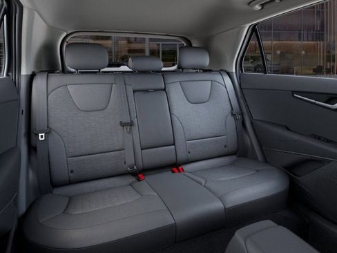 New 2025 Kia Niro SX Touring image 16
