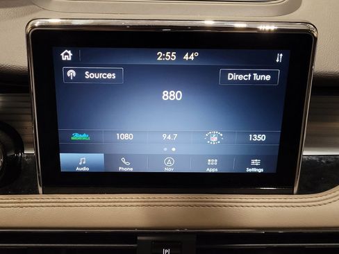 Used 2022 Lincoln Corsair AWD w/ Premium Package image 25