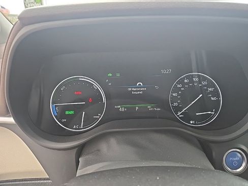 Used 2022 Toyota Sienna Platinum AWD/4WD image 10