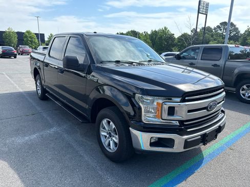 Used 2018 Ford F150 XLT RWD image 2