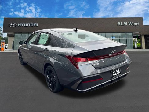 Used 2026 Hyundai Elantra Sport w/ Cargo Package FWD image 7