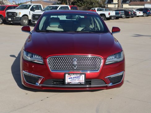 Used 2017 Lincoln MKZ Reserve image 2