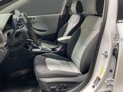 Used 2020 Hyundai Ioniq SEL FWD image 9