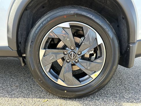 New 2026 Nissan Rogue SV image 20