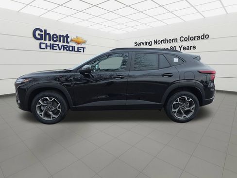 New 2026 Chevrolet Trax LT w/ Driver Confidence Package image 2