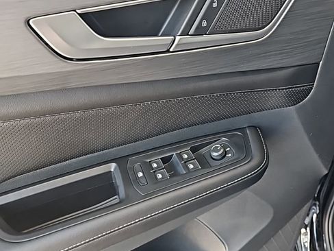 New 2026 Volkswagen Atlas Cross Sport SE AWD/4WD image 26