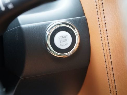 Used 2023 INFINITI QX80 Sensory w/ All-Season Package image 22