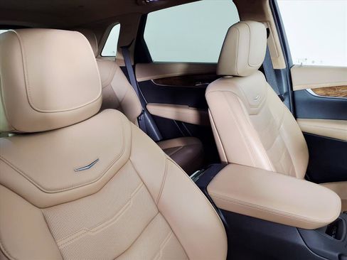 Used 2020 Cadillac XT5 Sportv w/ Platinum Package image 10