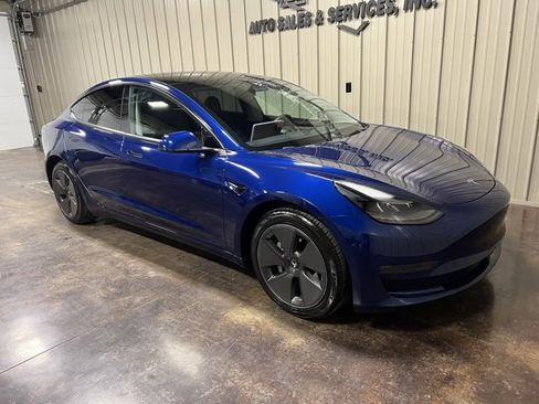 Used 2023 Tesla Model 3 Standard Range image 6