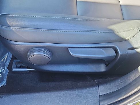 Used 2022 MAZDA CX-30 AWD 2.5 S w/ Select Package image 16