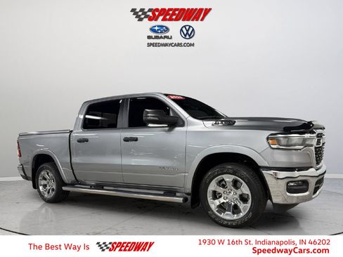 Used 2025 RAM 1500 Big Horn AWD/4WD image 1