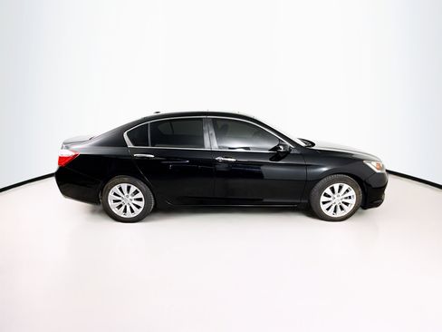 Used 2015 Honda Accord EX-L image 2
